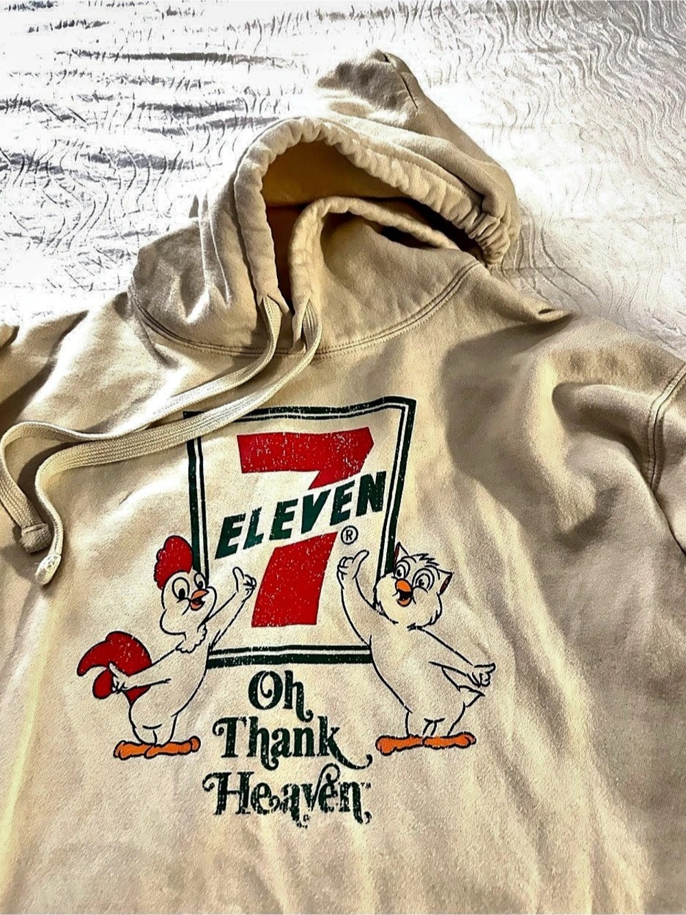 7-Eleven Oh Thank Heaven Hoodie Graphic Hoodie Unisex XL  Cream